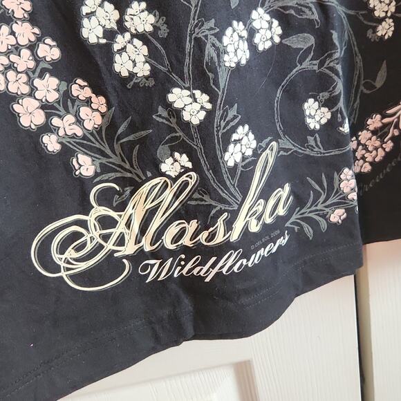 Del Sol Women's Black Floral Color Changing T-shirt Size 3XL Alaska Wildflowers - Picture 5 of 10